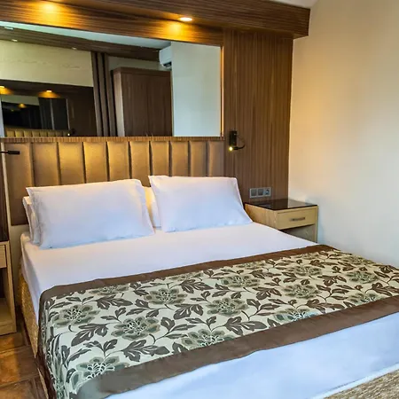 Hotel Fame 3*